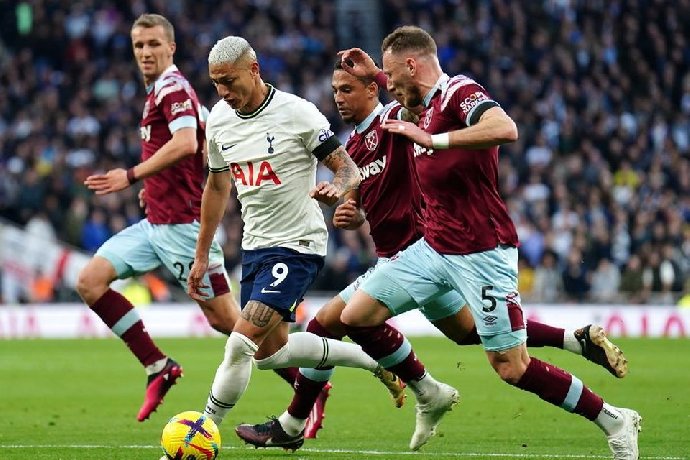 Kèo xiên phạt góc Premier League đêm nay 2/4: West Ham vs Tottenham