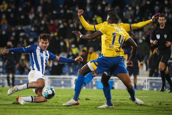 Tips kèo vàng hôm nay 3/11: Porto vs Estoril