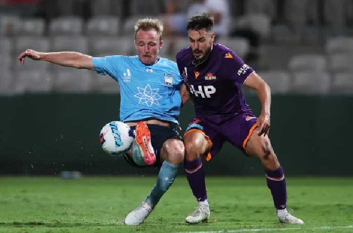 Soi kèo phạt góc Perth Glory vs Sydney FC, 17h45 ngày 3/4