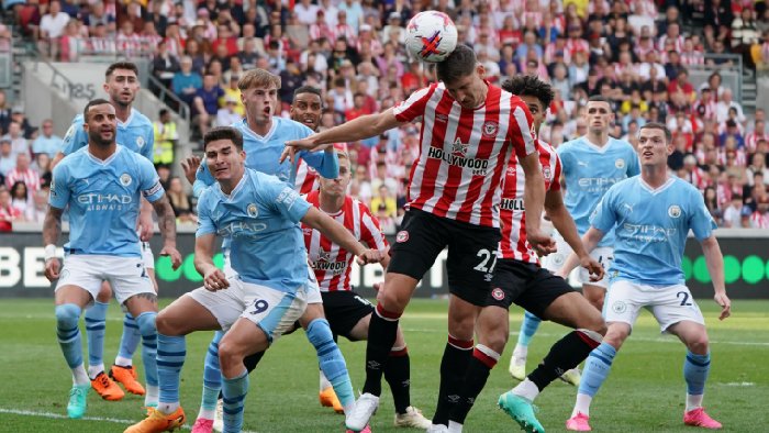 Soi kèo phạt góc Brentford vs Man City, 3h00 ngày 6/2