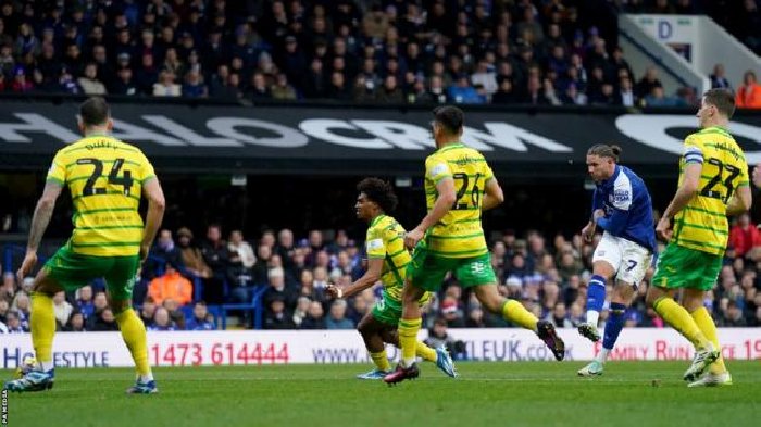 Soi kèo phạt góc Norwich vs Ipswich, 18h30 ngày 6/4