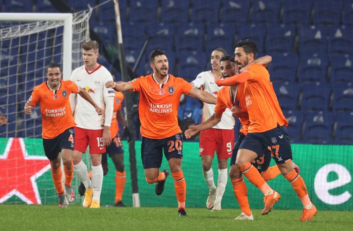 Soi kèo phạt góc Basaksehir vs Hatayspor, 21h30 ngày 7/2