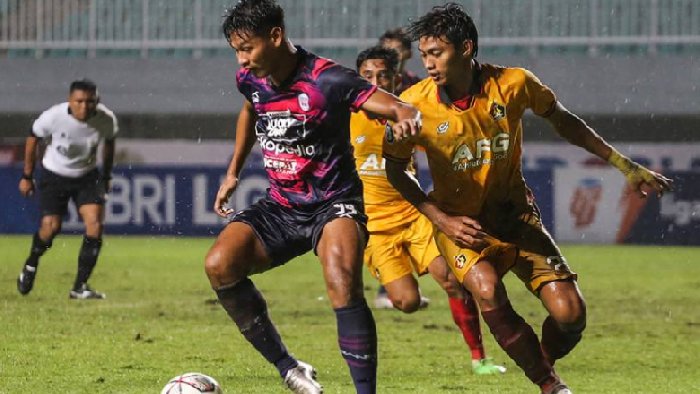 Soi kèo phạt góc Persik Kediri vs RANS Nusantara, 15h ngày 8/3