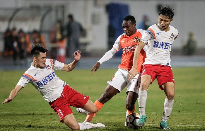 Soi kèo phạt góc Henan FC vs Meizhou Hakka, 14h30 ngày 9/3