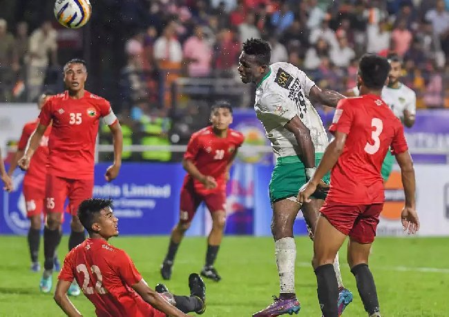 Soi kèo phạt góc Kerala vs Shillong, 15h30 ngày 10/1