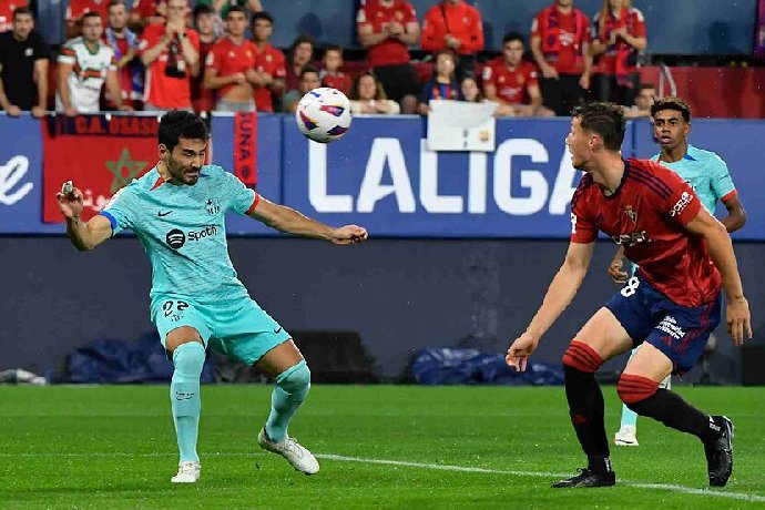 Siêu máy tính dự đoán Barcelona vs Osasuna, 2h ngày 12/1