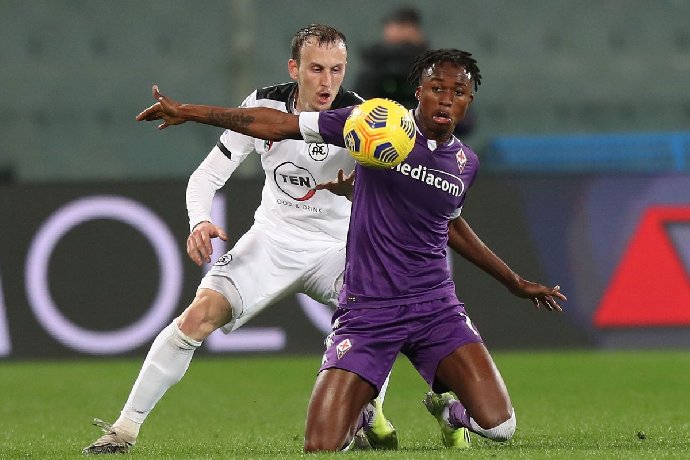 Soi kèo phạt góc Fiorentina vs Frosinone, 18h30 ngày 11/2