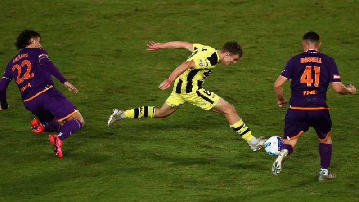 Soi kèo phạt góc Perth Glory vs Wellington Phoenix, 15h45 ngày 14/1