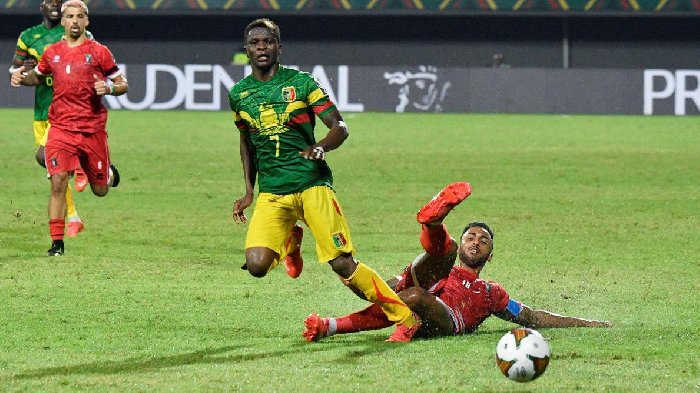 Soi kèo phạt góc Cameroon vs Guinea, 0h ngày 16/1