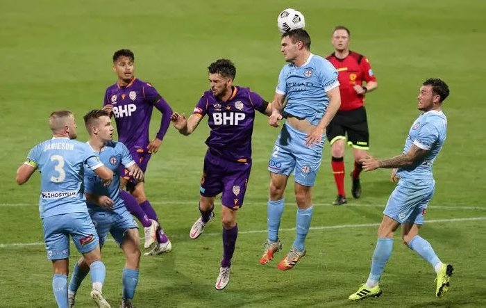 Soi kèo phạt góc Melbourne City vs Perth Glory, 12h ngày 14/4