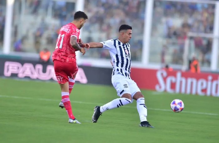 Soi kèo phạt góc Talleres vs Argentinos Juniors, 7h30 ngày 16/2