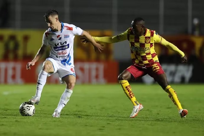 Soi kèo phạt góc Nacional Asunción vs Aucas, 7h30 ngày 16/2