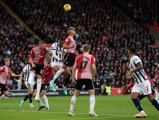 Soi kèo phạt góc West Brom vs Southampton, 3h ngày 17/2