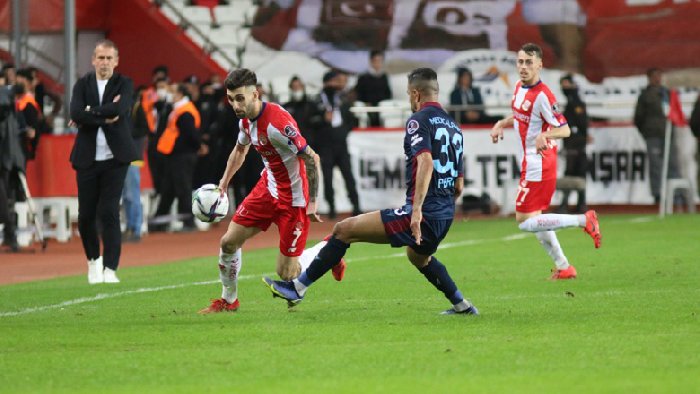 Soi kèo phạt góc Antalyaspor vs İstanbulspor, 17h30 ngày 17/2