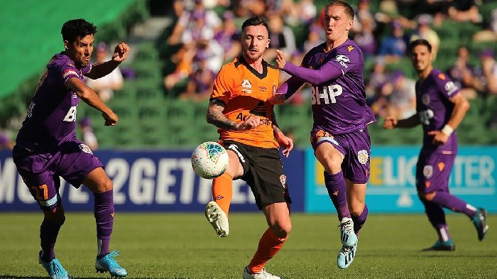 Soi kèo phạt góc Perth Glory vs Brisbane Roar, 17h45 ngày 17/2