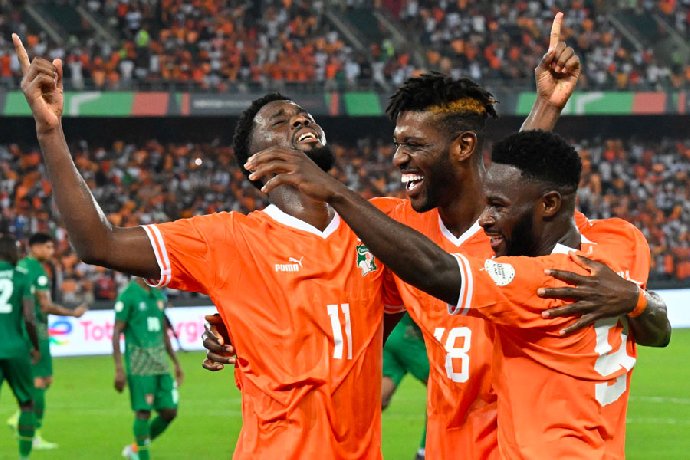 Soi kèo phạt góc Bờ biển Ngà vs Nigeria, 0h ngày 19/1