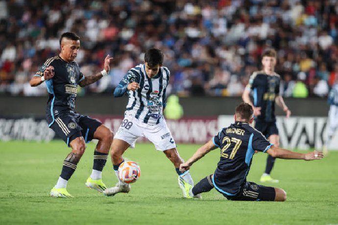 Soi kèo phạt góc San Luis vs Pachuca, 8h ngày 18/3