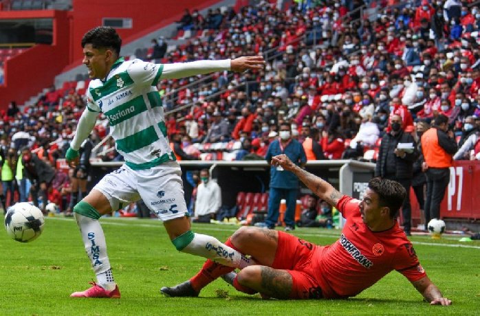 Soi kèo phạt góc Toluca vs Santos Laguna, 8h ngày 22/2