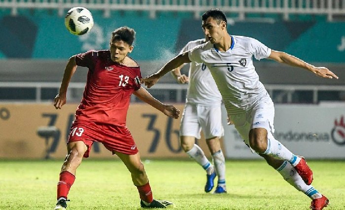 Soi kèo phạt góc Hồng Kông vs Uzbekistan, 19h ngày 21/3