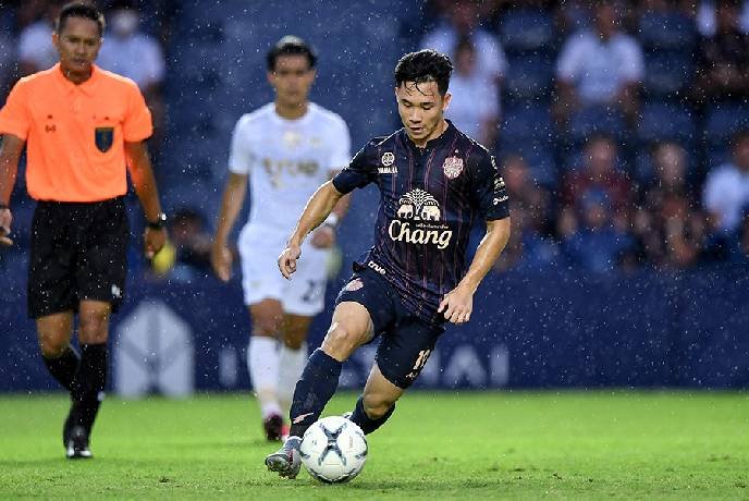 Soi kèo phạt góc Buriram vs Police Tero, 18h ngày 24/2