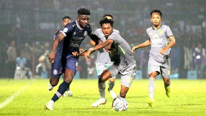 Soi kèo phạt góc Arema vs Persebaya Surabaya, 20h30 ngày 27/3