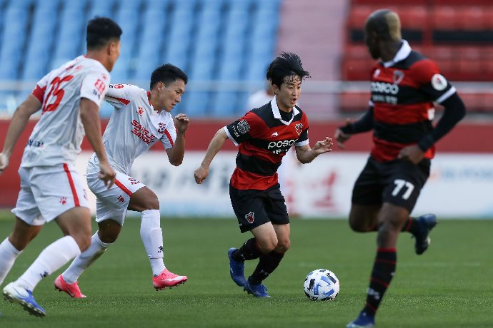 Soi kèo phạt góc Pohang Steelers vs Gimcheon Sangmu, 17h ngày 28/7