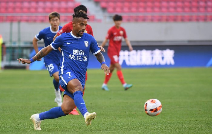 Soi kèo phạt góc Wuhan Three Towns vs Beijing Guoan, 14h30 ngày 30/3