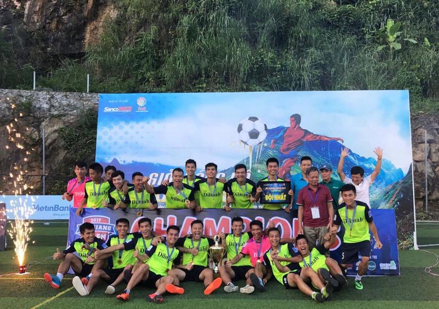 Trà Dilmah vô địch Cúp Vàng Hà Giang Open 2017