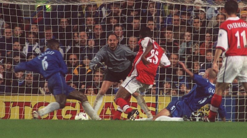 Premier League 1999: Chelsea 2-3 Arsenal, Pháo thủ thăng hoa nhờ hattrick của Kanu