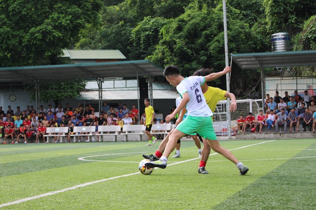 Lượt đi Playoff Hà Giang League 2017: Phố Núi FC chiếm tiên cơ