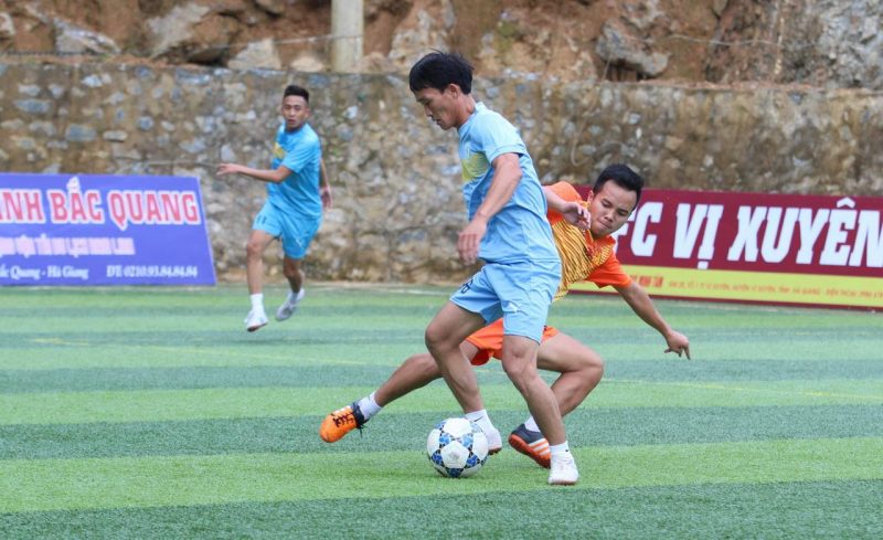 Từ 14h (CN 12/11) TRỰC TIẾP – Sân 2: Vòng 7 Hà Giang League 2017