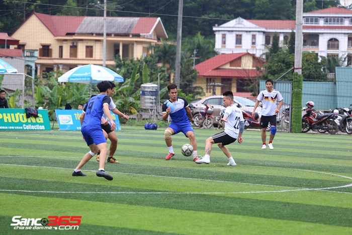 Vòng 3 Trung Hậu League 2017: Ngày sinh nhật đáng nhớ của bầu Hậu